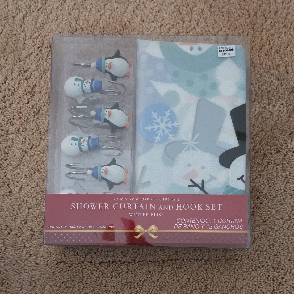 Bed Bath & Beyond Winter Bliss Shower Curtain and Hook Set - Multicolor